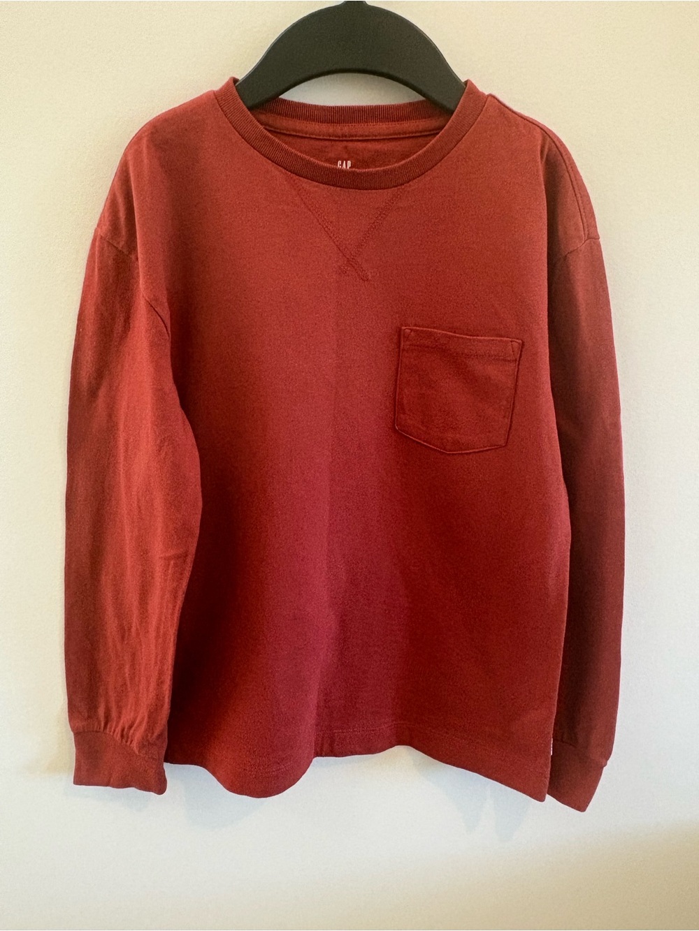 GAP Organic Long-Sleeve Crewneck Pocket Shirt -